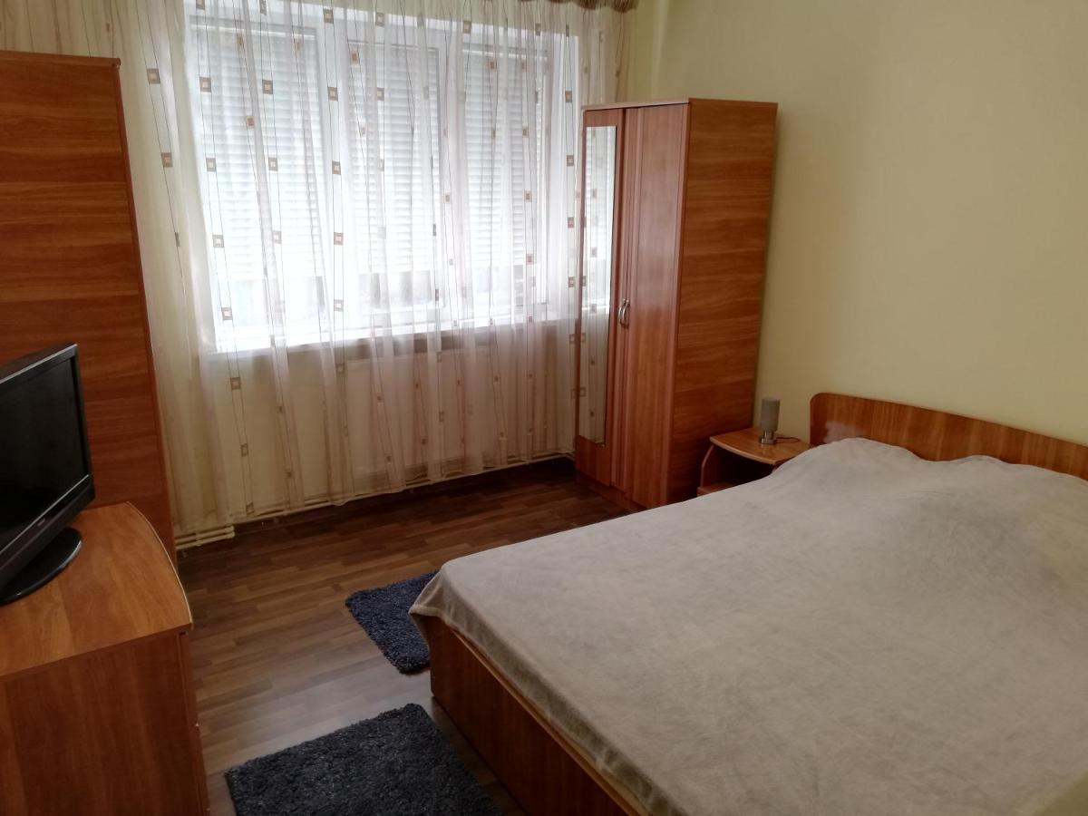Apartmán Valeria Apartament Onesti Exteriér fotografie